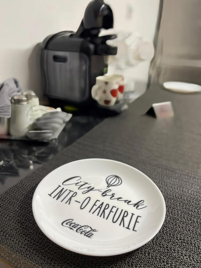 Carla'S Apartament Lejlighed Oradea Eksteriør billede